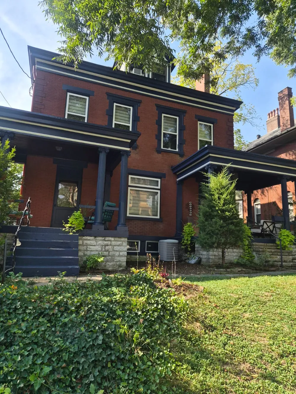Exterior house painting completed by Pronto Painting in Cincinnati